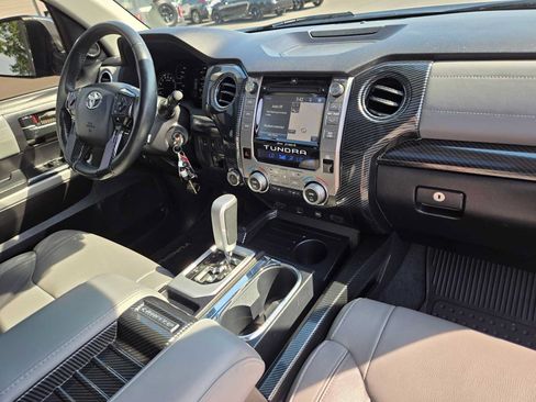 Used 2019 Toyota Tundra Limited w/ Limited Premium Package AWD/4WD image 11