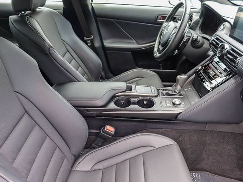 Used 2025 Lexus IS 350 F Sport RWD image 18