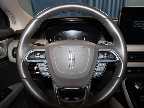 Used 2021 Lincoln Nautilus Reserve w/ Equipment Group 202A AWD/4WD image 13