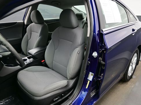 Used 2013 Hyundai Sonata GLS w/ Popular Equipment Pkg image 11