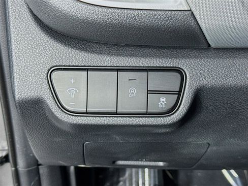 Certified 2026 Kia Seltos LX AWD/4WD image 10