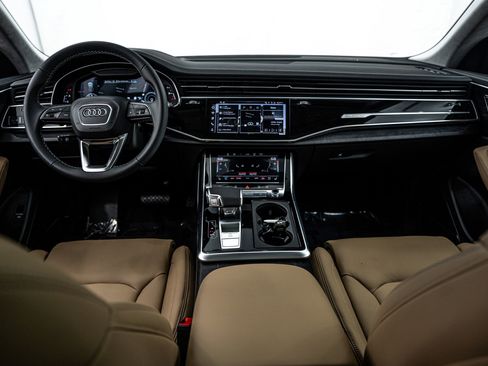 New 2025 Audi Q8 Prestige image 8
