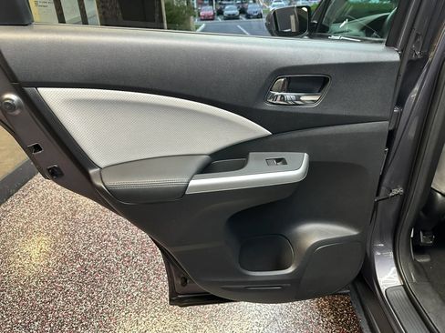 Used 2015 Honda CR-V Touring image 22
