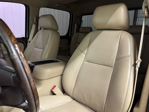 Used 2013 GMC Sierra 3500 Denali image 12