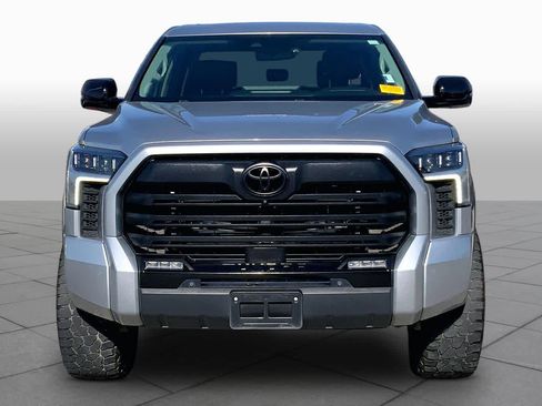 Used 2024 Toyota Tundra Limited AWD/4WD image 4