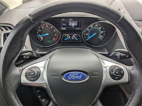 Used 2015 Ford Escape Titanium image 28