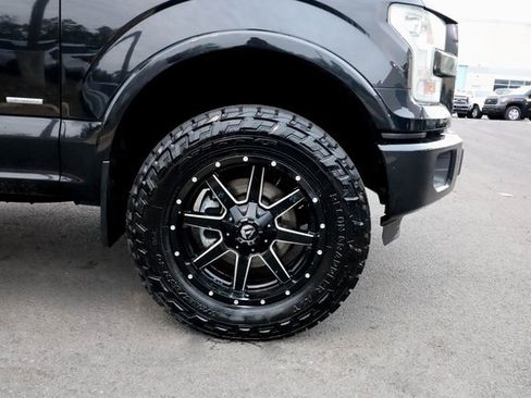 Used 2015 Ford F150 Platinum w/ Technology Package image 31