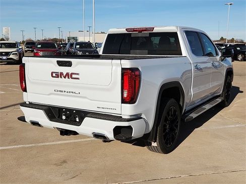 New 2026 GMC Sierra 1500 Denali w/ Technology Package image 4