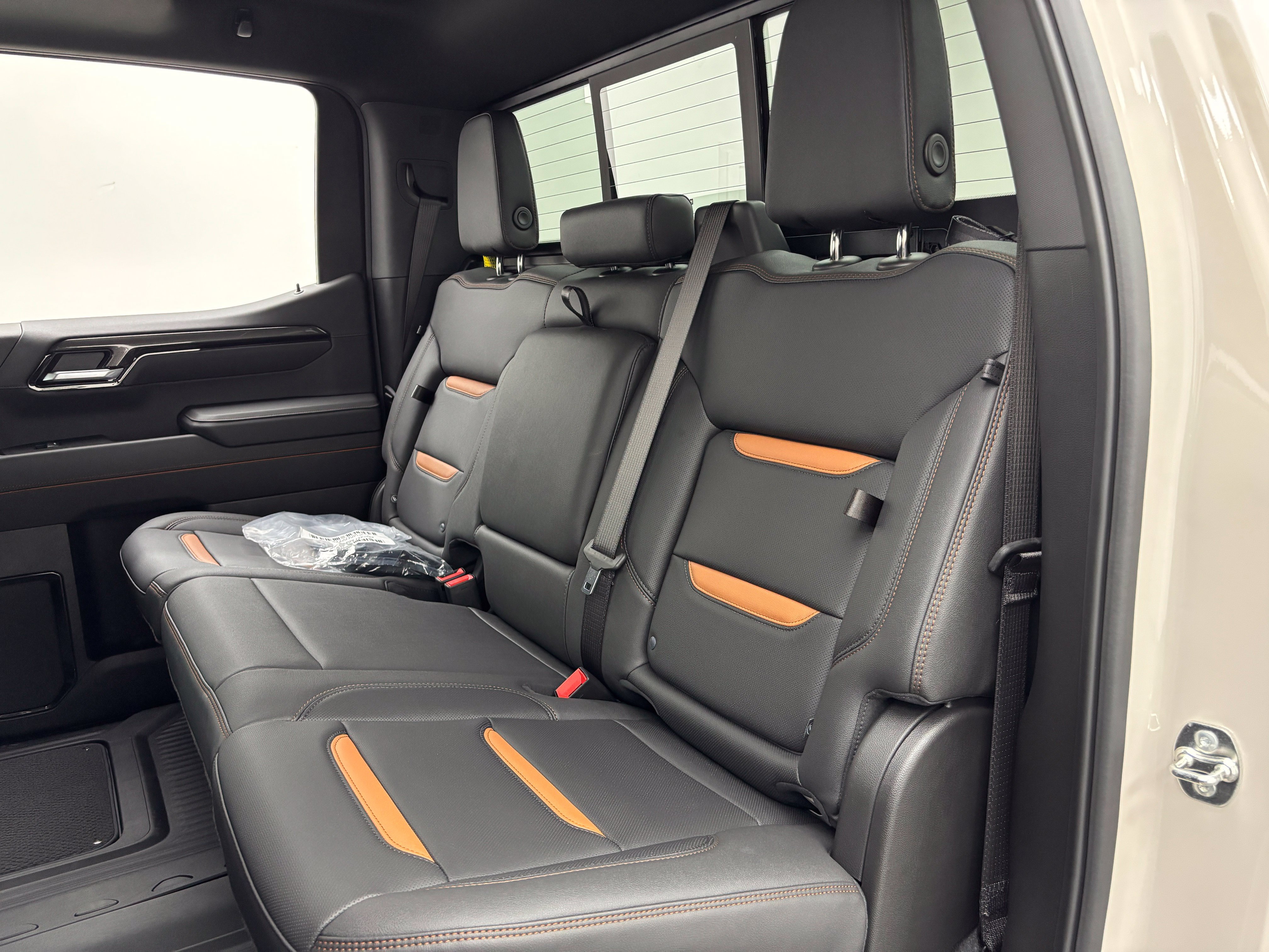 New 2026 GMC Sierra 1500 AT4 w/ AT4 Premium Package AWD/4WD image 44