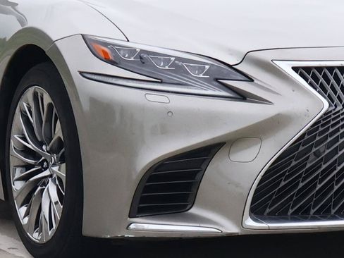 Used 2020 Lexus LS 500 w/ Interior Upgrade Package RWD image 7