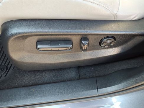 Used 2021 Honda CR-V Touring image 26