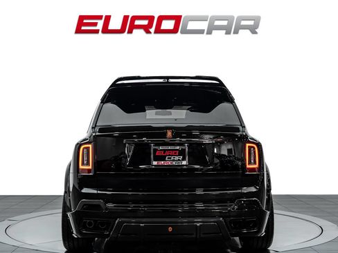 Used 2025 Rolls-Royce Cullinan Black Badge AWD/4WD image 5