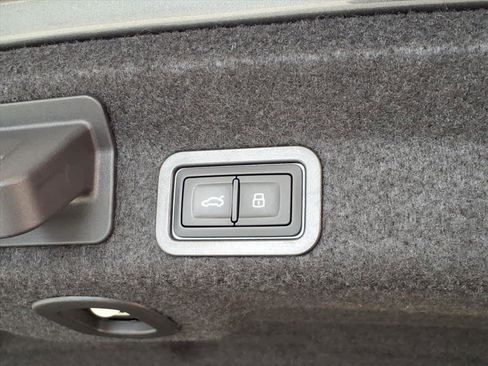 Used 2025 Audi A6 Premium Plus w/ Premium Plus Package image 21