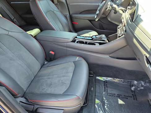 Certified 2022 Hyundai Sonata SEL Plus w/ Winter Weather Package FWD image 13