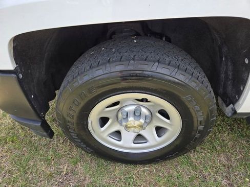 Used 2019 Chevrolet Silverado 1500 W/T AWD/4WD image 21