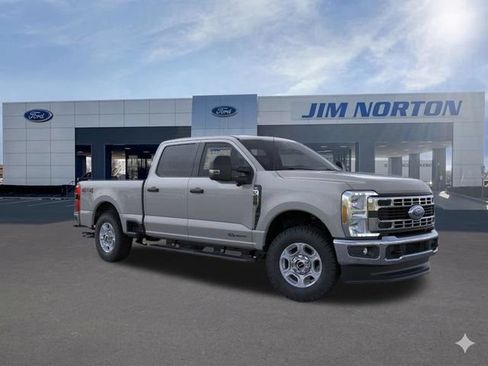 New 2026 Ford F250 XLT w/ 360-Degree Camera Package AWD/4WD image 9