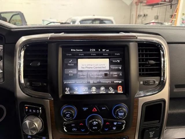 Used 2017 RAM 1500 Laramie w/ Convenience Group AWD/4WD image 20