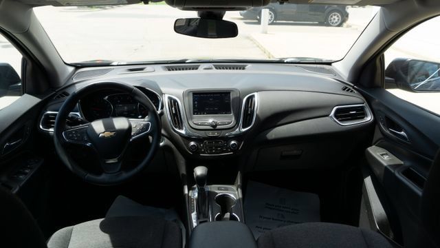 Used 2023 Chevrolet Equinox LT FWD image 12