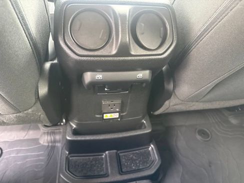 Used 2023 Jeep Wrangler Unlimited w/ Sun & Screen Package AWD/4WD image 24