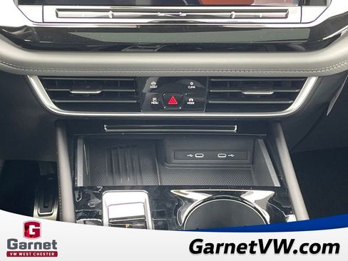 New 2026 Volkswagen Atlas Peak Edition image 18