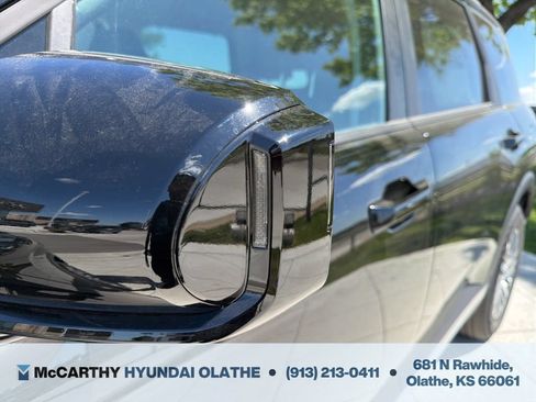 Used 2026 Hyundai Palisade SEL FWD image 17