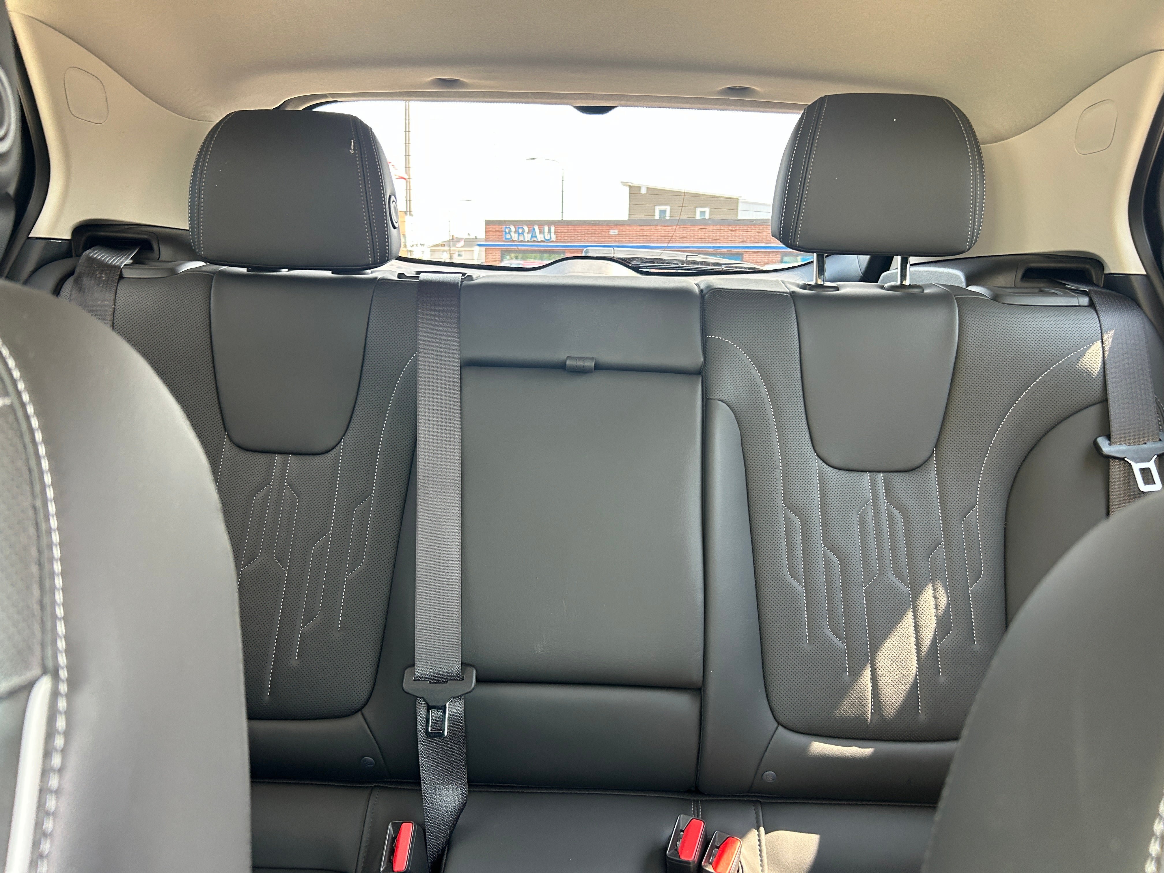 Used 2024 Buick Encore GX Avenir w/ Avenir Technology Package AWD/4WD image 33