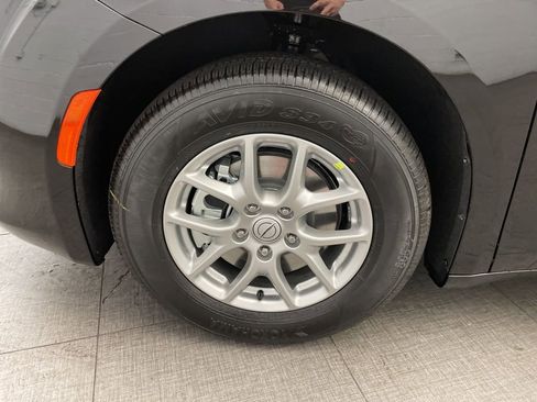 New 2026 Chrysler Voyager LX image 8