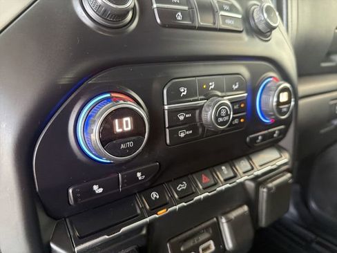 Used 2019 Chevrolet Silverado 1500 LT w/ All-Star Edition AWD/4WD image 28