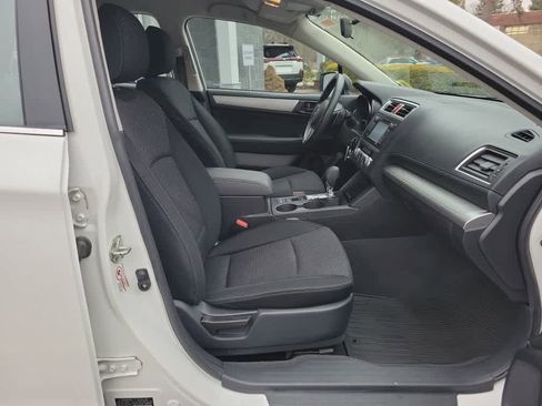 Used 2017 Subaru Outback 2.5i image 25