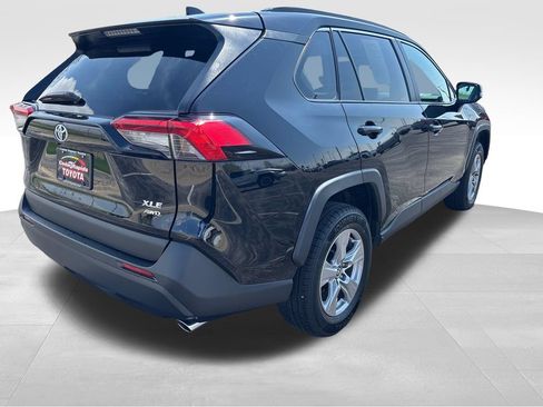 Certified 2025 Toyota RAV4 XLE AWD/4WD image 7