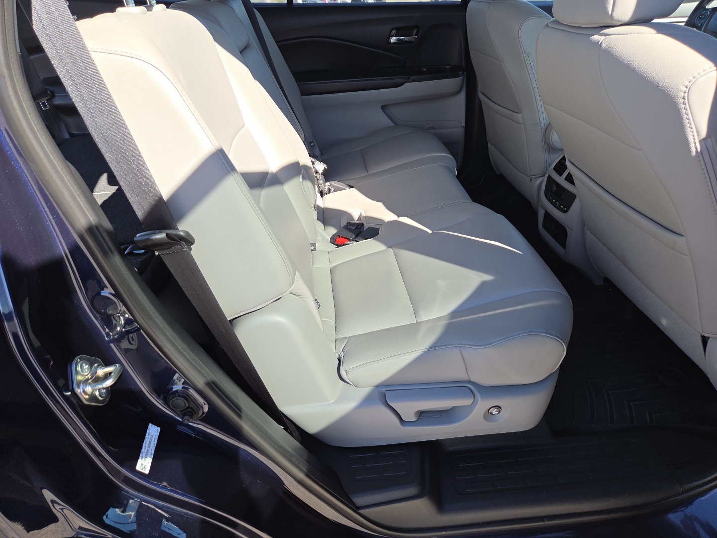 Used 2016 Honda Pilot EX-L image 21