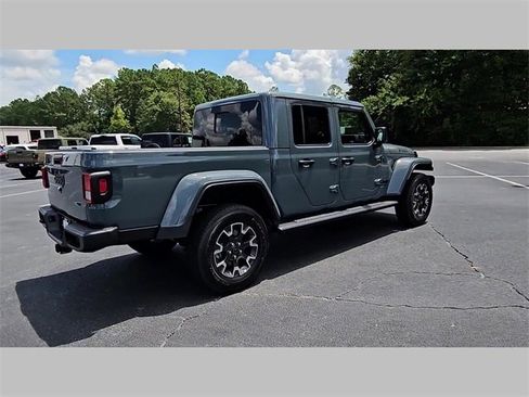 New 2025 Jeep Gladiator Sport w/ Premium Package image 36