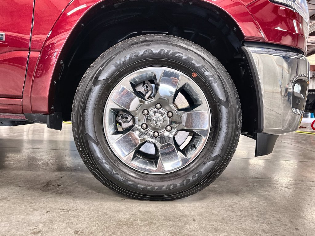 Used 2025 RAM 1500 Big Horn AWD/4WD image 10