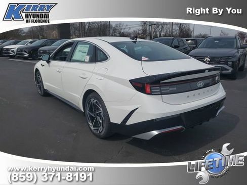 New 2026 Hyundai Sonata SEL FWD image 3
