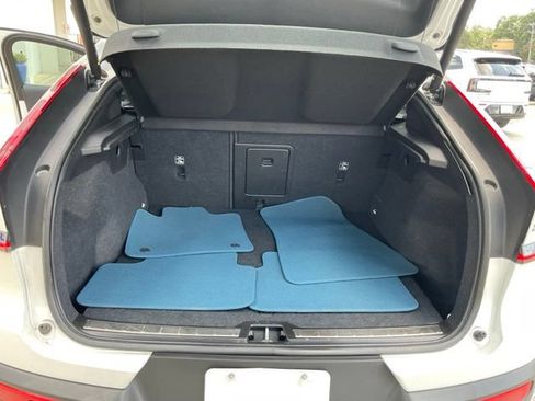 Certified 2023 Volvo C40 P8 Recharge Ultimate AWD/4WD image 23