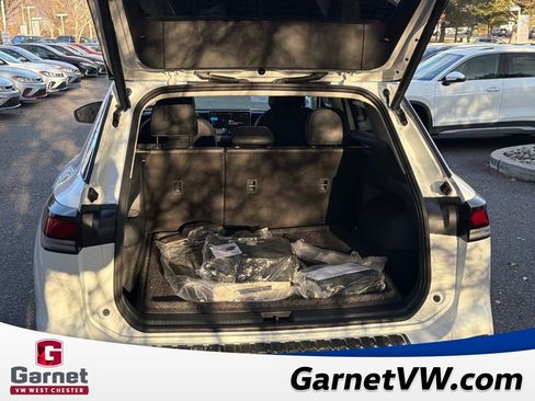 New 2026 Volkswagen Tiguan SE image 16