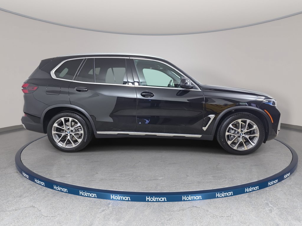 Certified 2026 BMW X5 xDrive40i AWD/4WD image 4