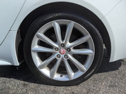 Used 2016 Jaguar XF R-Sport image 57