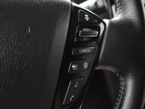 Used 2022 Nissan Armada SL AWD/4WD image 21