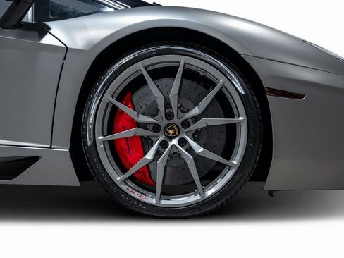 Used 2017 Lamborghini Aventador LP 700-4 image 23