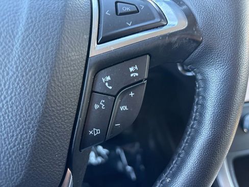 Used 2024 Ford Edge SEL w/ Convenience Package image 34