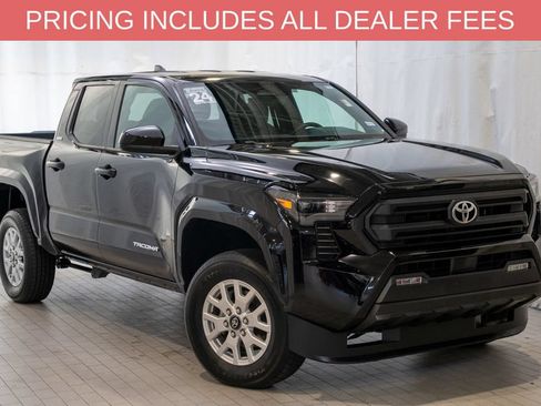 Used 2024 Toyota Tacoma SR5 AWD/4WD image 1