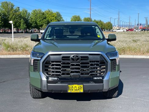 Used 2023 Toyota Tundra Limited w/ TRD Off-Road Package AWD/4WD image 8
