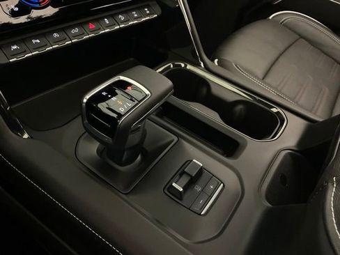 Used 2024 GMC Sierra 1500 AT4X AWD/4WD image 23