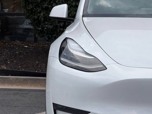 Used 2020 Tesla Model Y Long Range AWD/4WD image 5