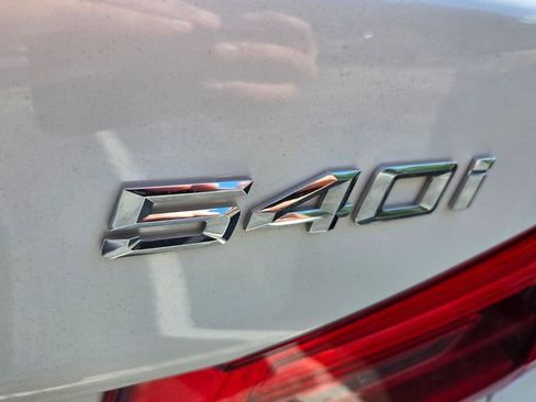 Used 2019 BMW 540i xDrive w/ Premium Package image 8
