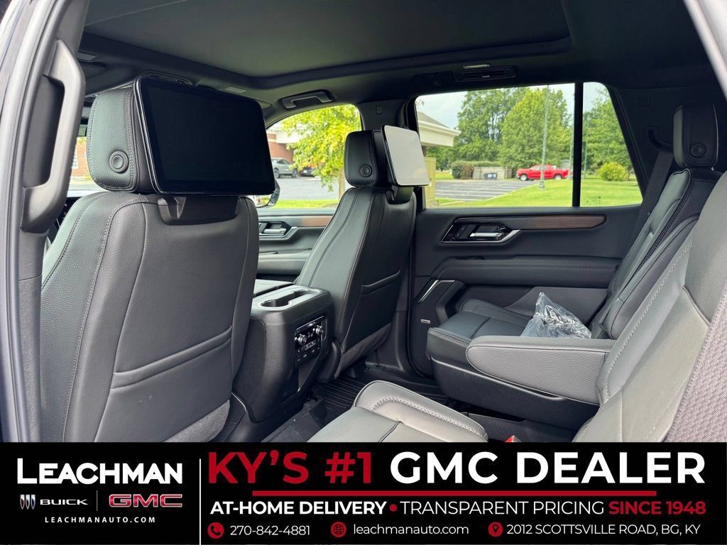 New 2026 GMC Yukon Denali w/ Denali Reserve Package AWD/4WD image 16