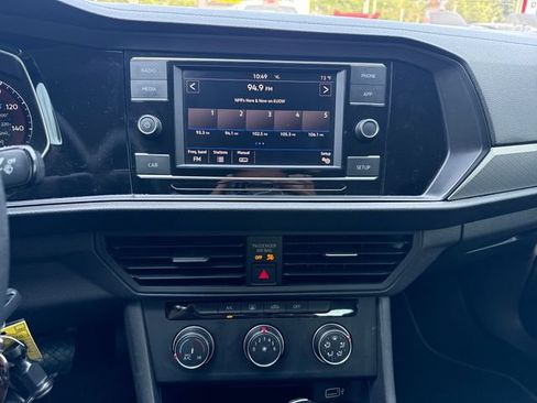 Used 2019 Volkswagen Jetta S FWD image 33