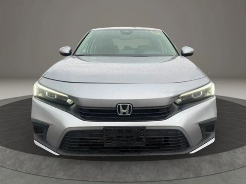 Used 2022 Honda Civic EX image 2