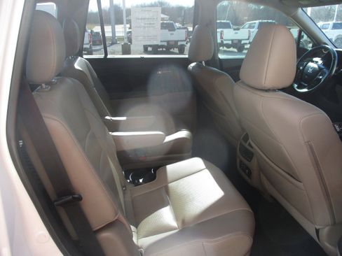 Used 2016 Honda Pilot Elite image 10